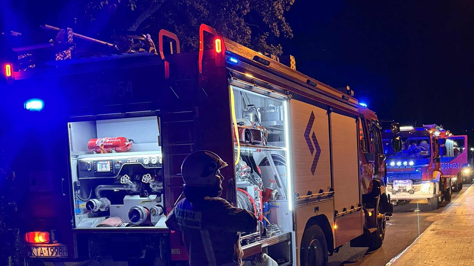 Tragiczny wypadek w Krakowie. Zwęglone ciało w samochodzie