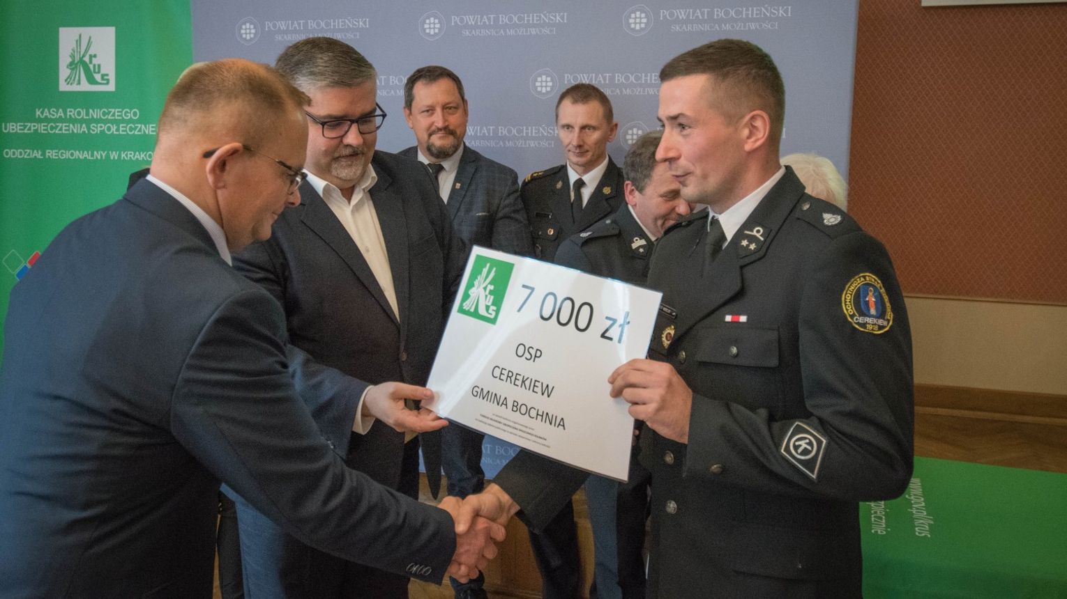 Uroczyste wręczenie voucherów dla jednostek OSP z Powiatu Bocheńskiego