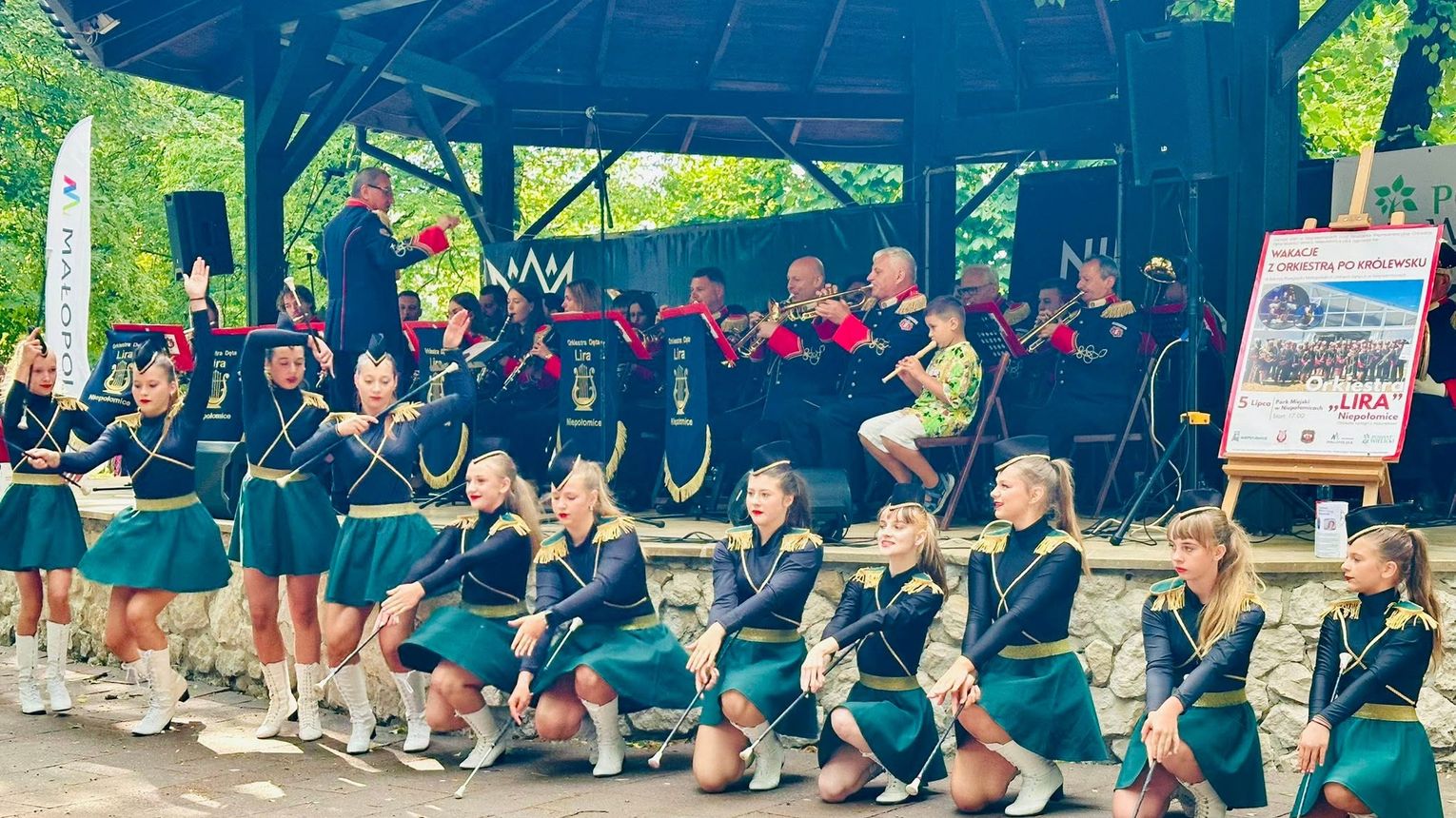 „Wakacje z orkiestrą po królewsku” rozpoczęte. Muzyczne lato zainaugurowała Orkiestra Niepołomice LIRA