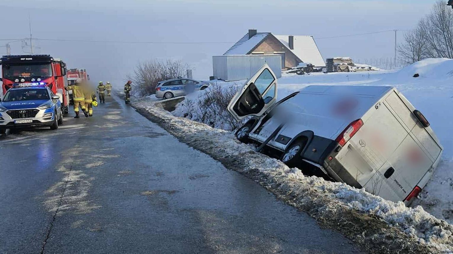 Wypadek drogowy w Zegartowicach. Pięć osób poszkodowanych!