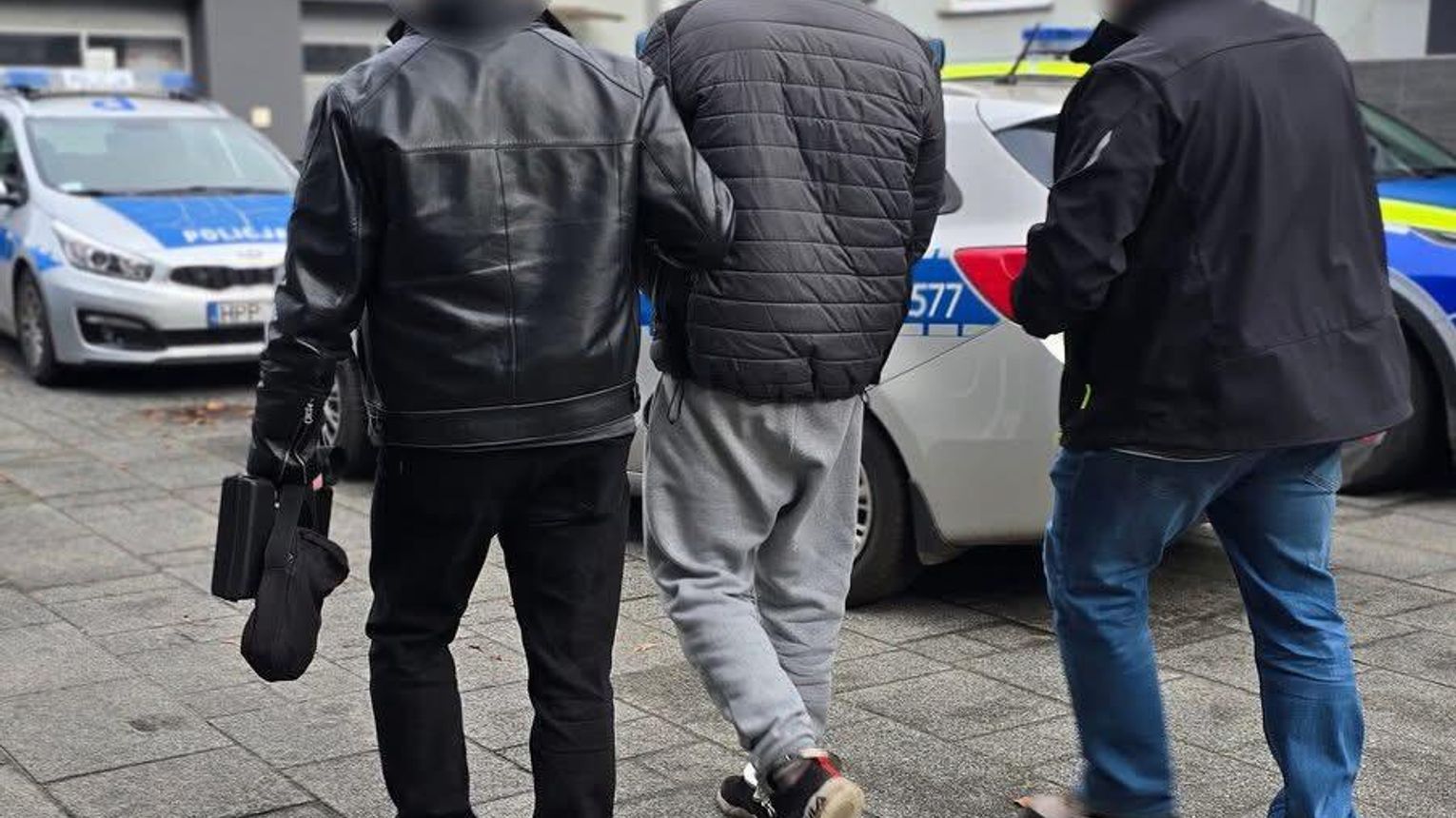 Zarzut potrójnego usiłowania zabójstwa