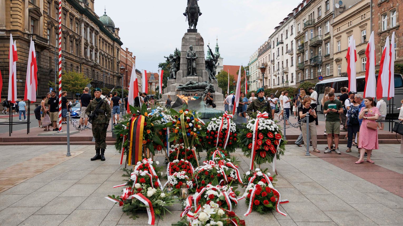Zwyciężyła Ojczyzna. 82. rocznica wybuchu Powstania Warszawskiego w Krakowie