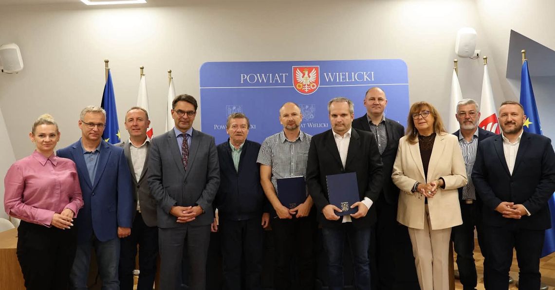 Powiat Wielicki przygotowuje rozbudowę drogi. Chodzi o odcinek w Małej Wsi i Strumianach