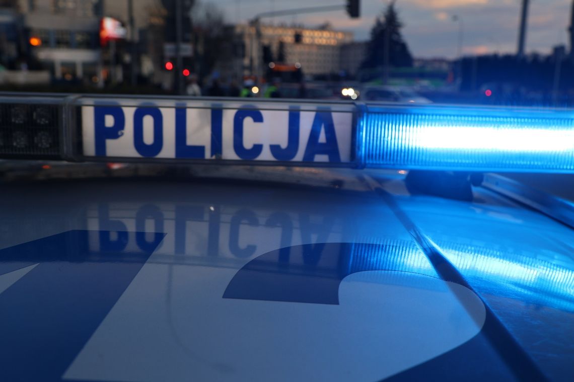 Chciał wyłudzić od 81-latki aż 90 tysięcy złotych. Seniorka przechytrzyła fałszywego policjanta Chciał wyłudzić od 81-latki aż 90 tysięcy złotych. Seniorka przechytrzyła fałszywego policjanta