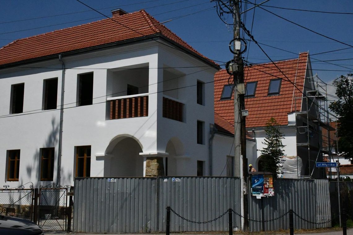 Dom Katolicki „Zorza” w Gdowie odzyskuje dawny blask. Kończy się pierwszy etap modernizacji