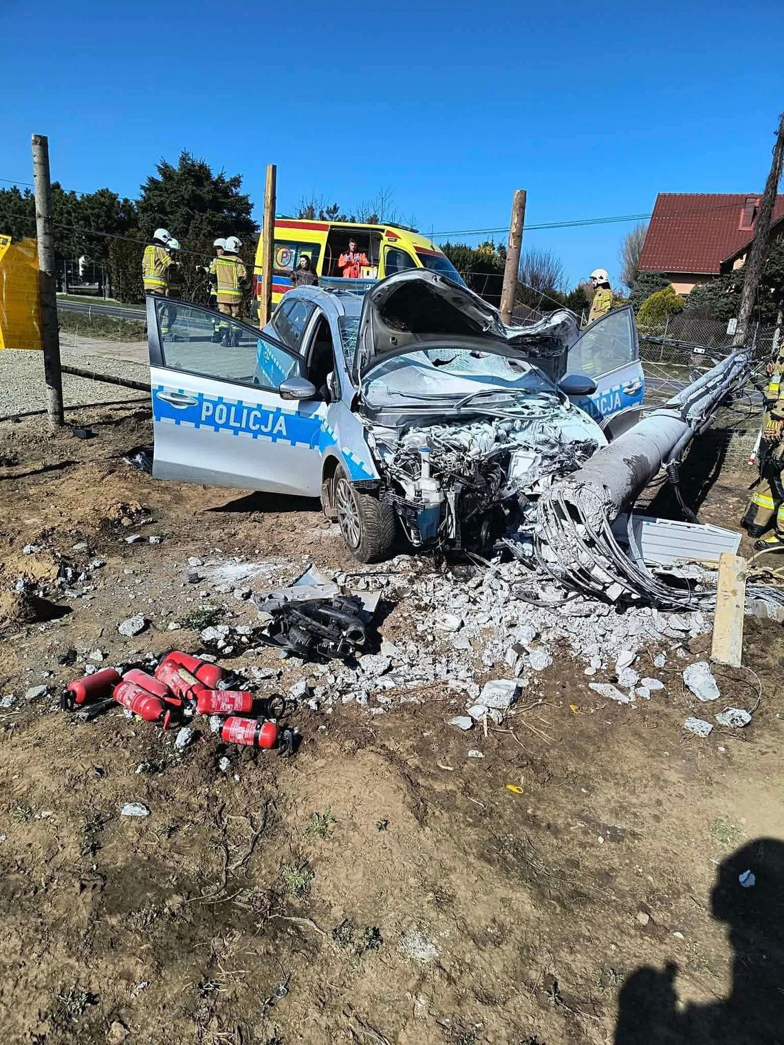 Dwóch policjantów w szpitalu po wypadku w Małopolsce