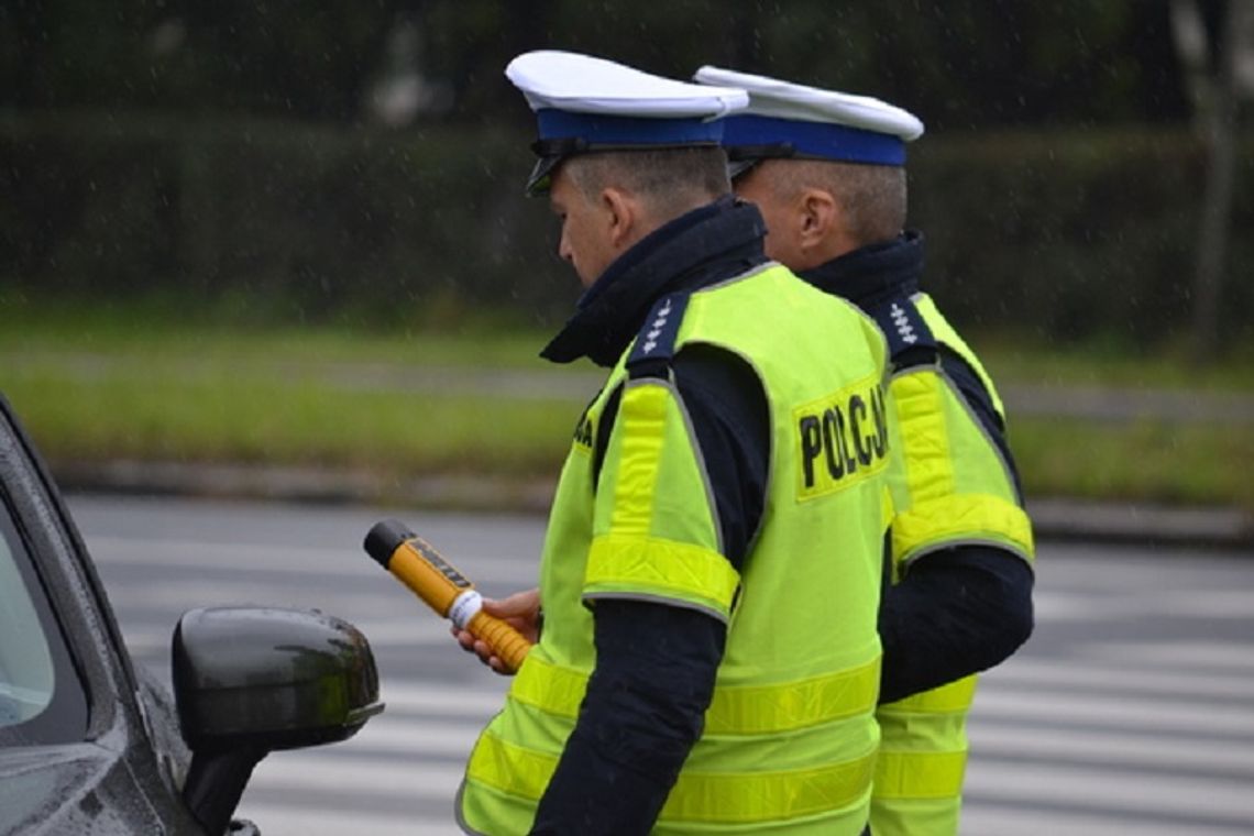 Działania "alkohol i narkotyki". Małopolscy policjanci przebadali w poniedziałek ponad 16 000 kierujących