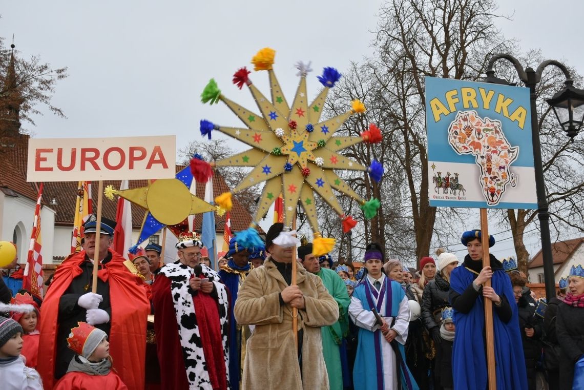 Gdów. Już po raz szósty wspólnie podążali do stajenki, aby oddać pokłon nowo narodzonemu Jezusowi