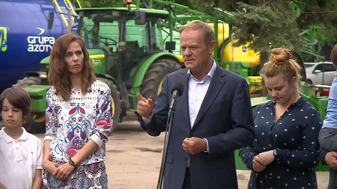 "Jest w tym coś głęboko niemoralnego. Zadbał o siebie". Komentarze do zakupu obligacji przez premiera Morawieckiego "Jest w tym coś głęboko niemoralnego. Zadbał o siebie". Komentarze do zakupu obligacji przez premiera Morawieckiego