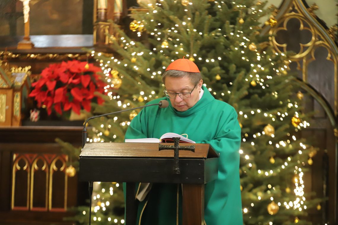 Kardynał Ryś o pomocy Ukrainie. Kijów bez prądu, potrzebne są generatory!