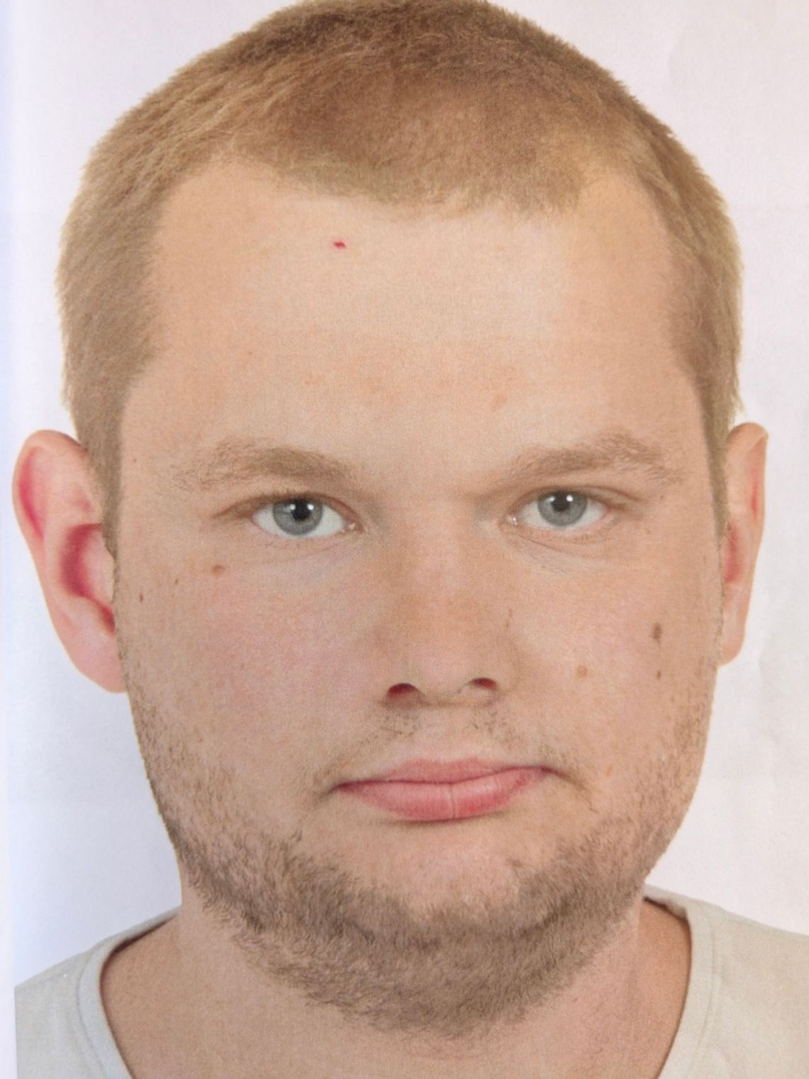 Komenda Powiatowa Policji w Wieliczce poszukuje zaginionego 29-latka