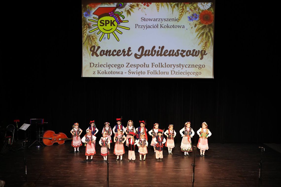 Koncert Jubileuszowy Dziecięcego Zespołu Folklorystycznego z Kokotowa