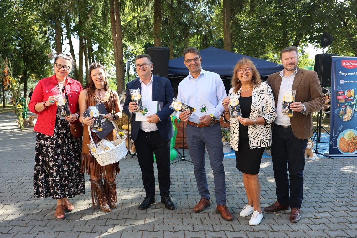 „Kukurydza Country” w Zagórzanach. Integracyjny piknik zgromadził przedstawicieli 16 placówek „Kukurydza Country” w Zagórzanach. Integracyjny piknik zgromadził przedstawicieli 16 placówek