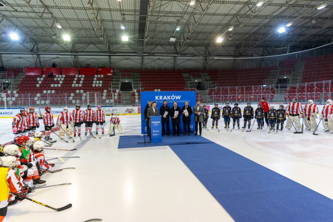 Modernizacja lodowiska przy ul. Siedleckiego w Krakowie z dofinansowaniem Ministerstwa Sportu i Turystyki