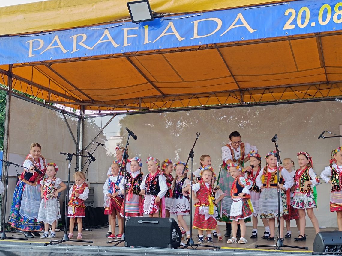 Niegowice. Oczarowali publiczność na parafiadzie w papieskiej parafi.