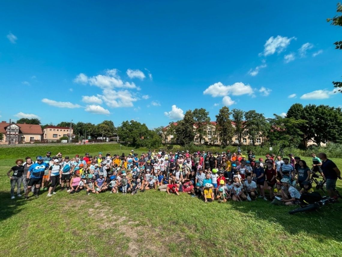 Niepołomice. Niemal 300 uczestników na Rodzinnym Rajdzie Rowerowym