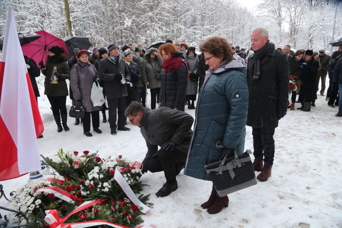 Niepołomice. Uroczystość upamiętniająca pomordowanych na Kozich Górkach