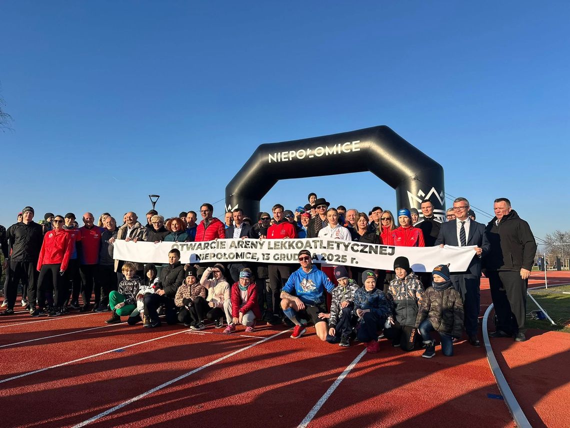 Nowa przestrzeń sportowa na Niepołomickich Błoniach Nowa przestrzeń sportowa na Niepołomickich Błoniach