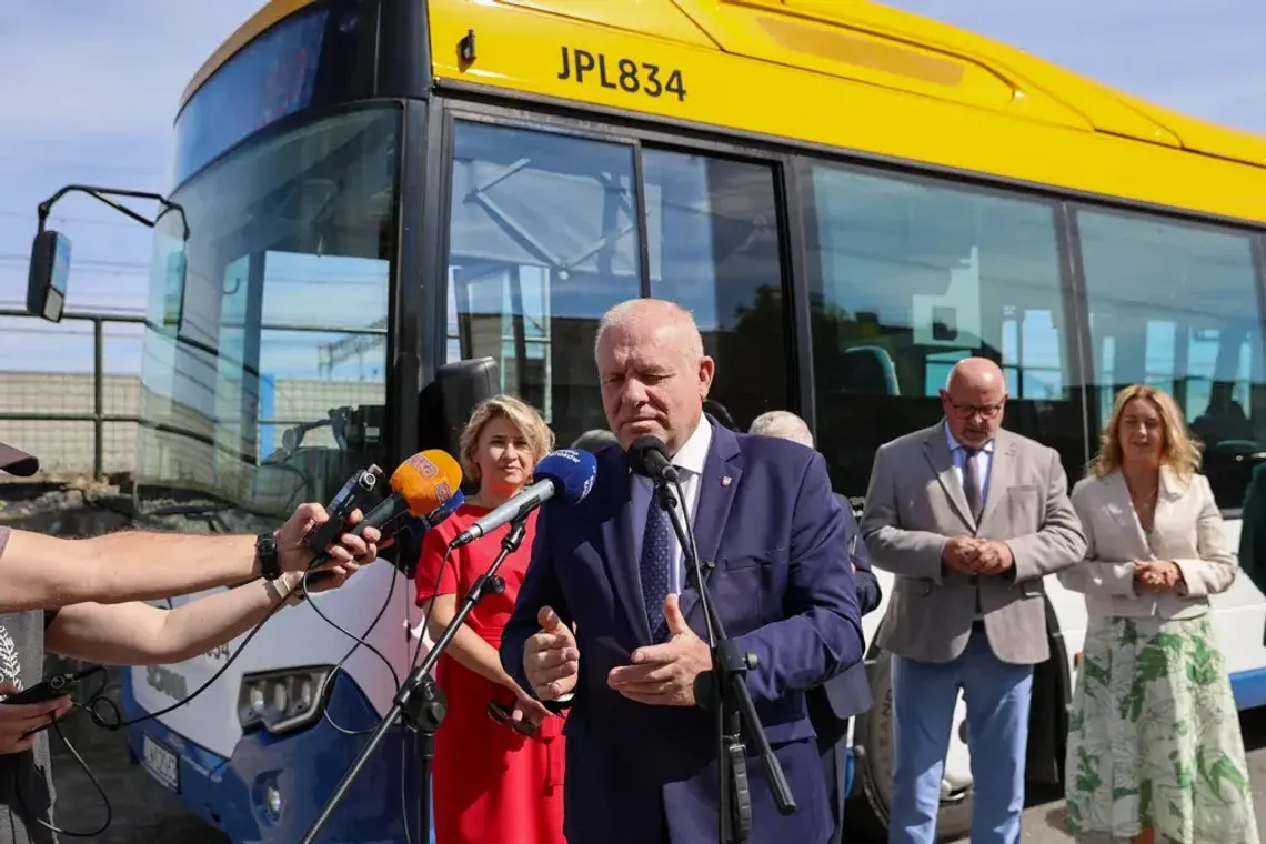 Nowe linie autobusowe połączą Tarnów z Wojniczem i Kraków ze Skawiną. Ruszają 1 września! Nowe linie autobusowe połączą Tarnów z Wojniczem i Kraków ze Skawiną. Ruszają 1 września!
