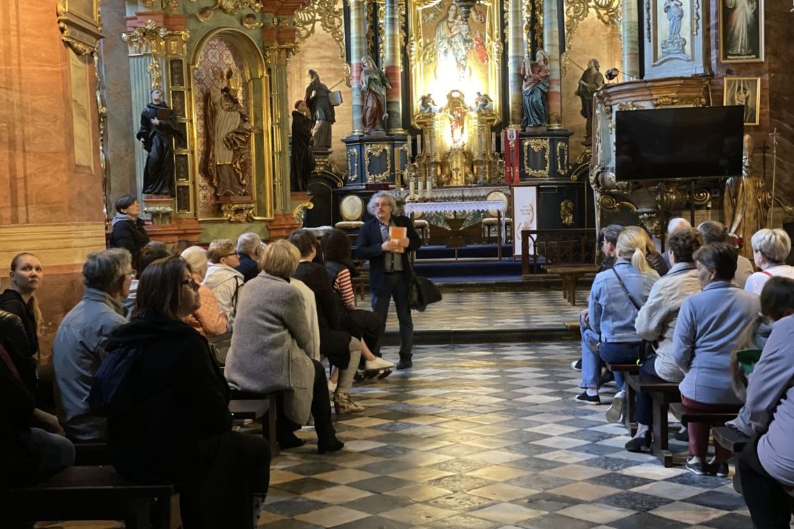 Opactwo w Staniątkach – Klub Poszukiwaczy Historii Niepołomic