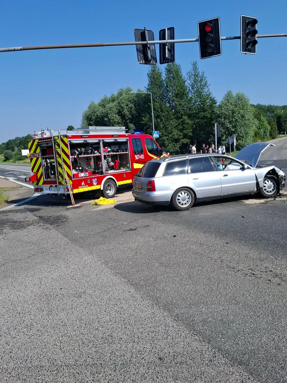 Pijany kierowca z zakazami doprowadził do zderzenia na DK94 w Bodzanowie. Był też poszukiwany! Pijany kierowca z zakazami doprowadził do zderzenia na DK94 w Bodzanowie. Był też poszukiwany!