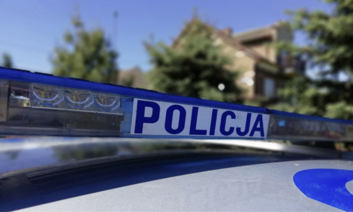 Podejrzany o rozbój w parku miejskim w Niepołomicach zatrzymany przez policjantów z Niepołomic oraz Wieliczki