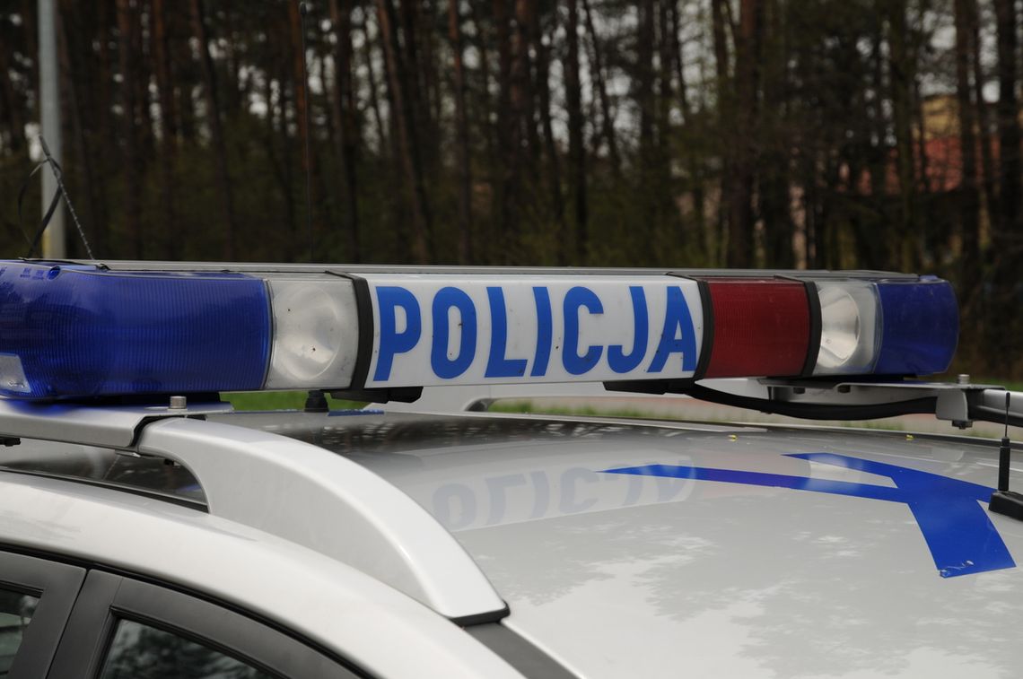 Policjant z Posterunku Policji w Trzcianie odnalazł zaginionego 3,5-latka