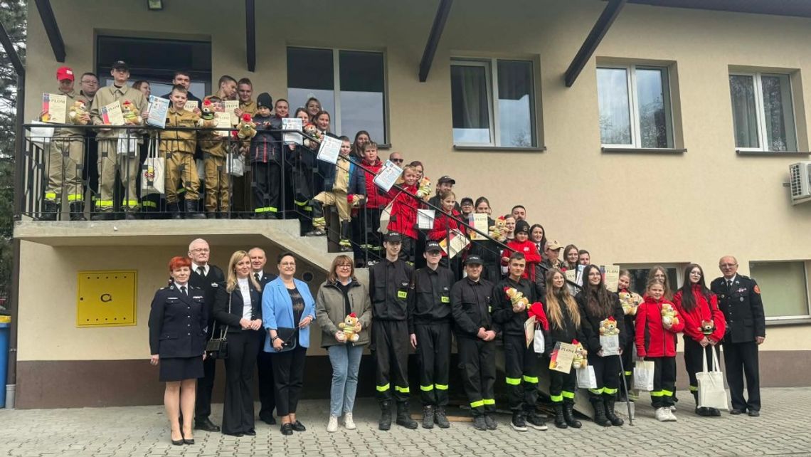 Powiatowe eliminacje Ogólnopolskiego Turnieju Wiedzy Pożarniczej Powiatowe eliminacje Ogólnopolskiego Turnieju Wiedzy Pożarniczej