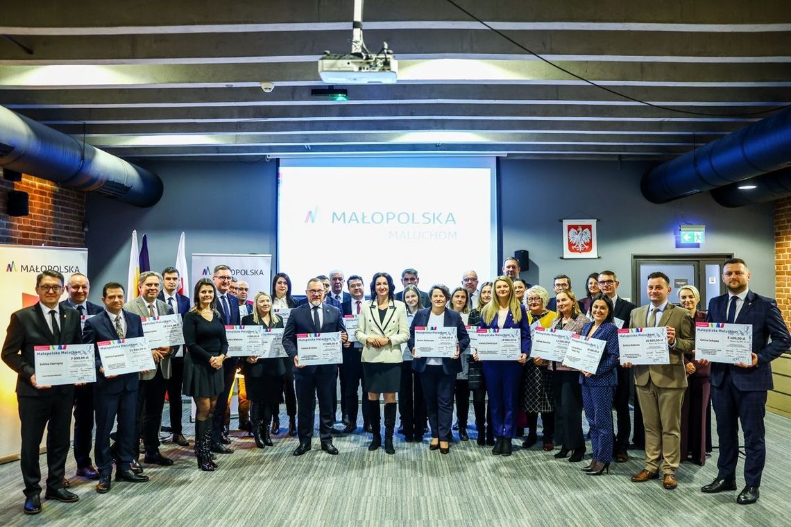Prawie 700 tys. złotych dla samorządów w ramach programu „Małopolska Maluchom”