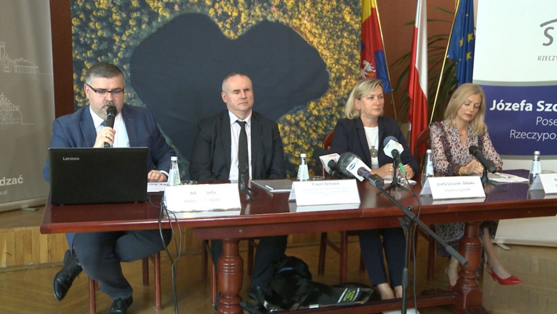 Sekretarz Stanu w Ministerstwie Rodziny i Polityki Społecznej Paweł Wdówik wizytował powiat bocheński 