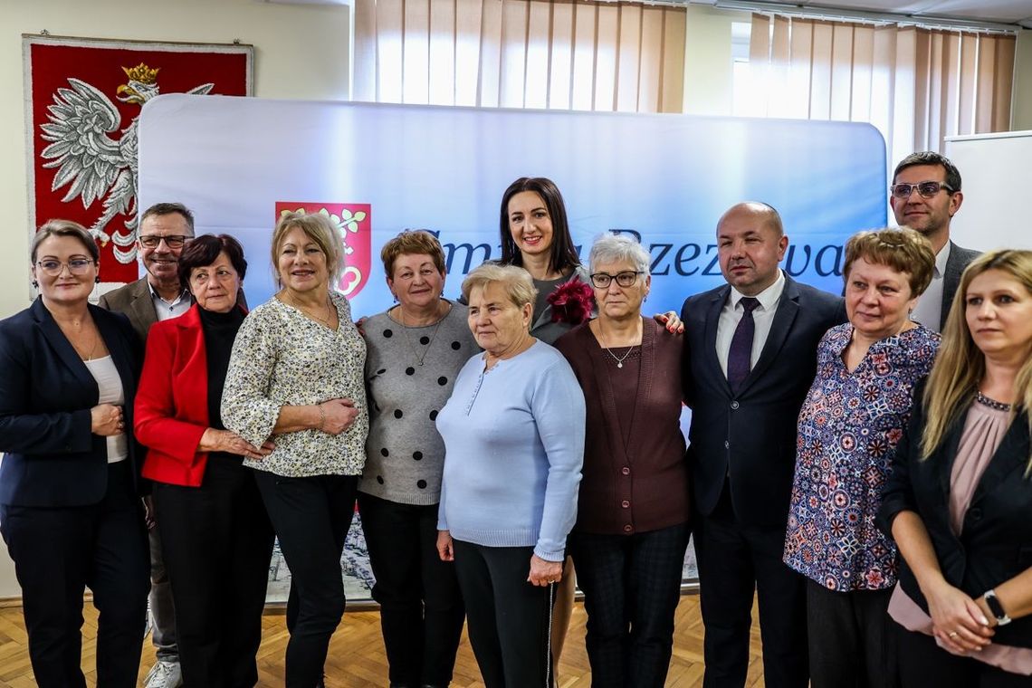 Seniorzy doradzą Samorządowi Województwa Małopolskiego. Spotkanie w Rzezawie