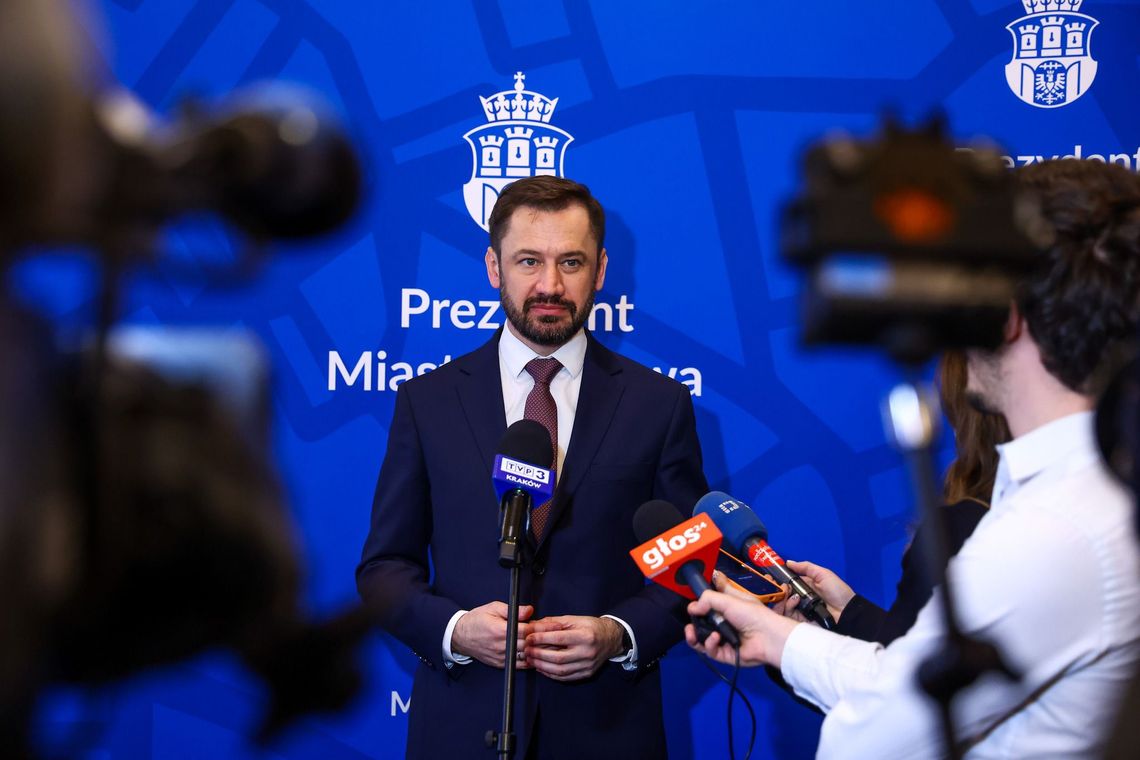 Spór o Strefę Czystego Transportu w Krakowie. Wojewoda kieruje sprawę do NSA, prezydent miasta ostro reaguje Spór o Strefę Czystego Transportu w Krakowie. Wojewoda kieruje sprawę do NSA, prezydent miasta ostro reaguje