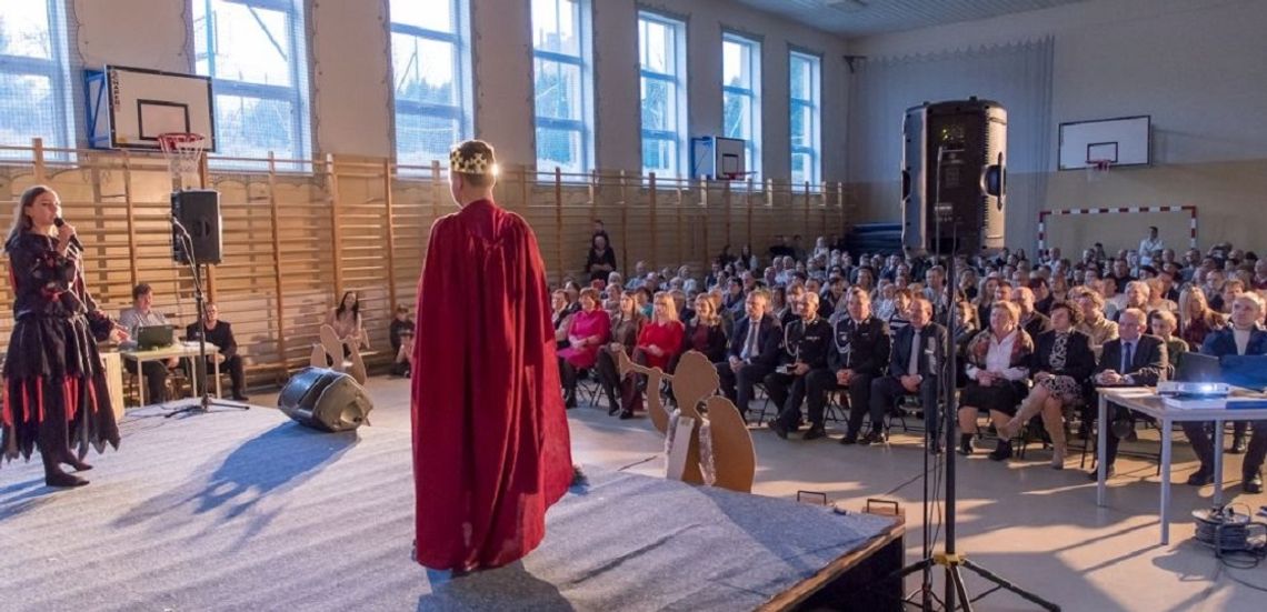 "Spotkanie z kolędą" w Szkole Podstawowej w Golkowicach