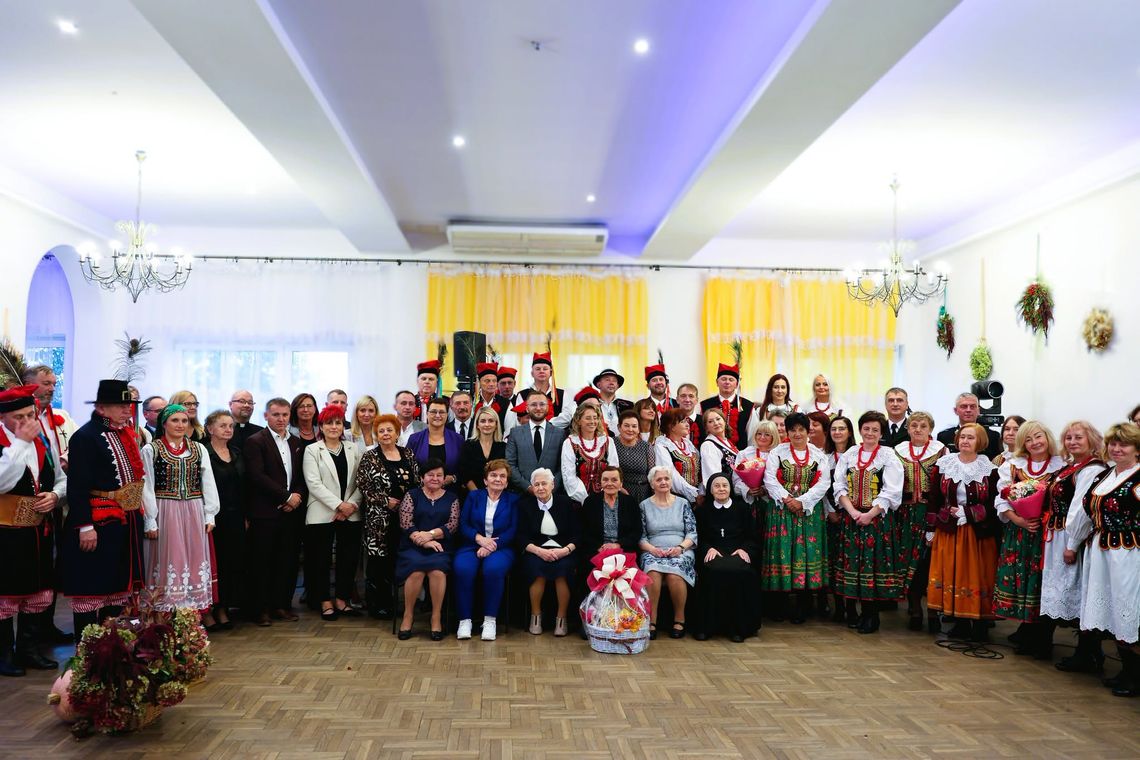 Stowarzyszenie Przyjaciół Biskupic świętuje 60-lecie działalności. Sześć dekad lokalnej tradycji i społecznego zaangażowania Stowarzyszenie Przyjaciół Biskupic świętuje 60-lecie działalności. Sześć dekad lokalnej tradycji i społecznego zaangażowania
