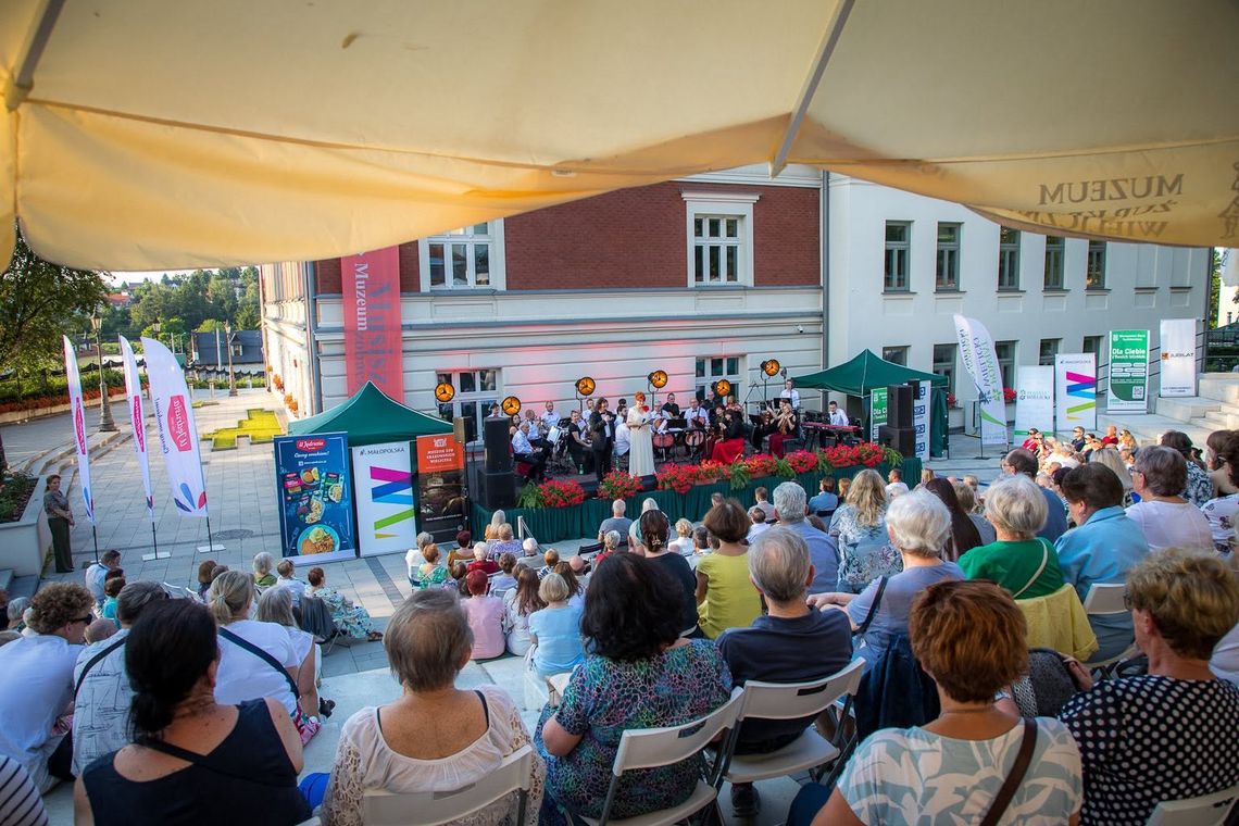 Summer Music Festival rozpoczął jubileuszową edycję. Muzyka zabrzmi w całym Powiecie Wielickim