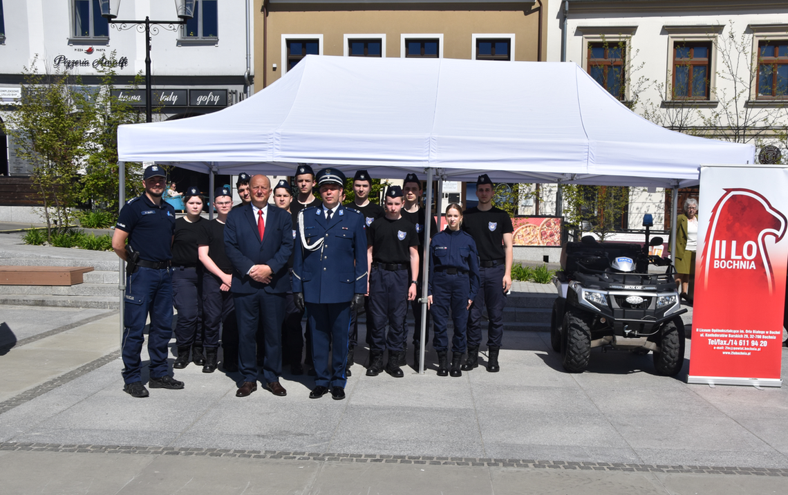 Targi Służb Mundurowych jako przestrzeń promocji zawodu policjanta