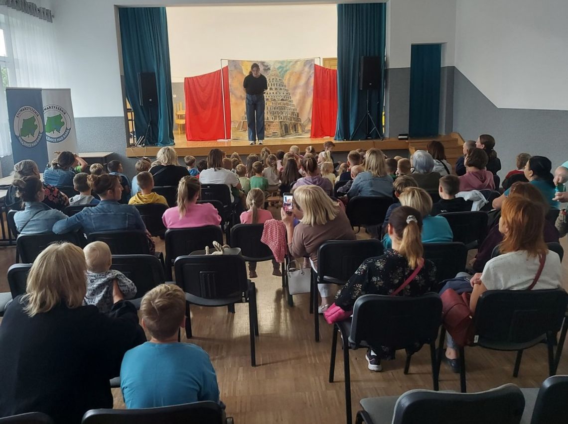 Teatr Eden w Książnicach