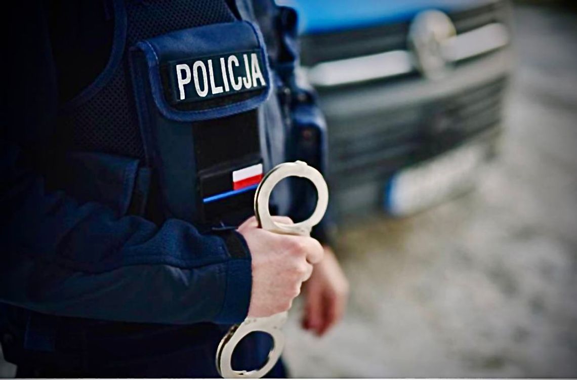 Uderzenie grybowskich policjantów w narkobiznes. Trzy osoby zatrzymane ze znaczną ilością narkotyków Uderzenie grybowskich policjantów w narkobiznes. Trzy osoby zatrzymane ze znaczną ilością narkotyków