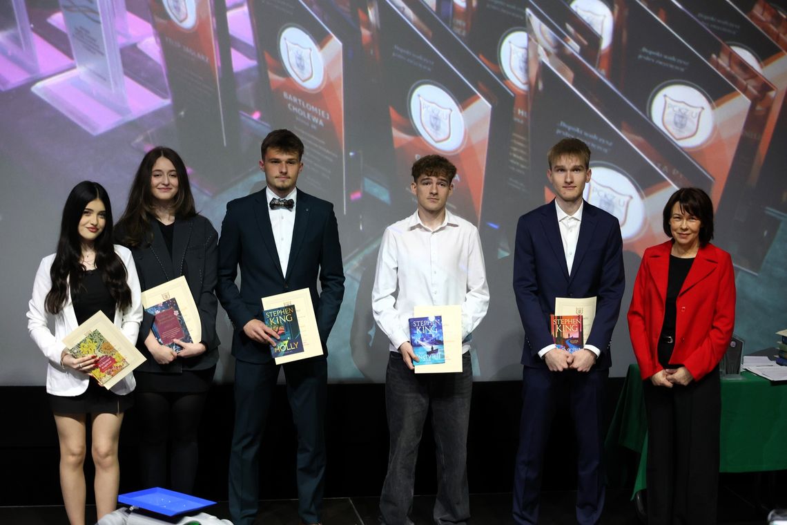 Uroczyste zakończenie roku szkolnego maturzystów w Powiecie Wielickim