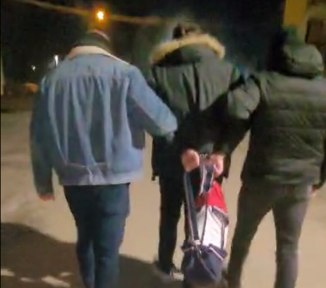 Wabił karierą w modelingu – znany fotograf zatrzymany za gwałt. Mężczyzna był zaskoczony wizytą policji