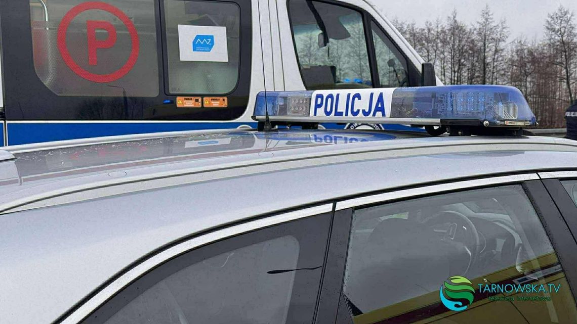 Wieliczka. Dwuletnie dziecko zamknięte w nagrzanym aucie! Świadkowie próbowali wybić szybę Wieliczka. Dwuletnie dziecko zamknięte w nagrzanym aucie! Świadkowie próbowali wybić szybę