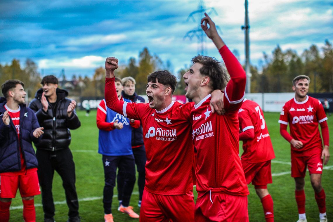 Wisła Pany! Rezerwy Białej Gwiazdy pokonują Cracovię w Betclic 3 Lidze Wisła Pany! Rezerwy Białej Gwiazdy pokonują Cracovię w Betclic 3 Lidze