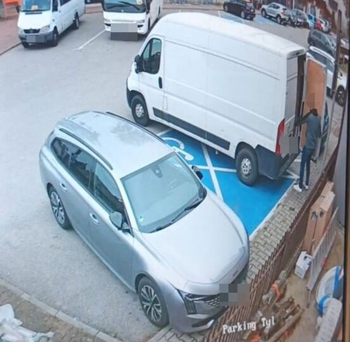 Zniszczył i okradł plac budowy przy szkole w Niepołomicach. Straty sięgają 150 tysięcy złotych. Dwie osoby zatrzymane Zniszczył i okradł plac budowy przy szkole w Niepołomicach. Straty sięgają 150 tysięcy złotych. Dwie osoby zatrzymane