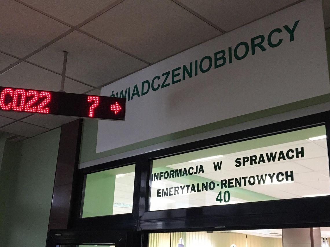 ZUS: od marca emerytury i renty w górę