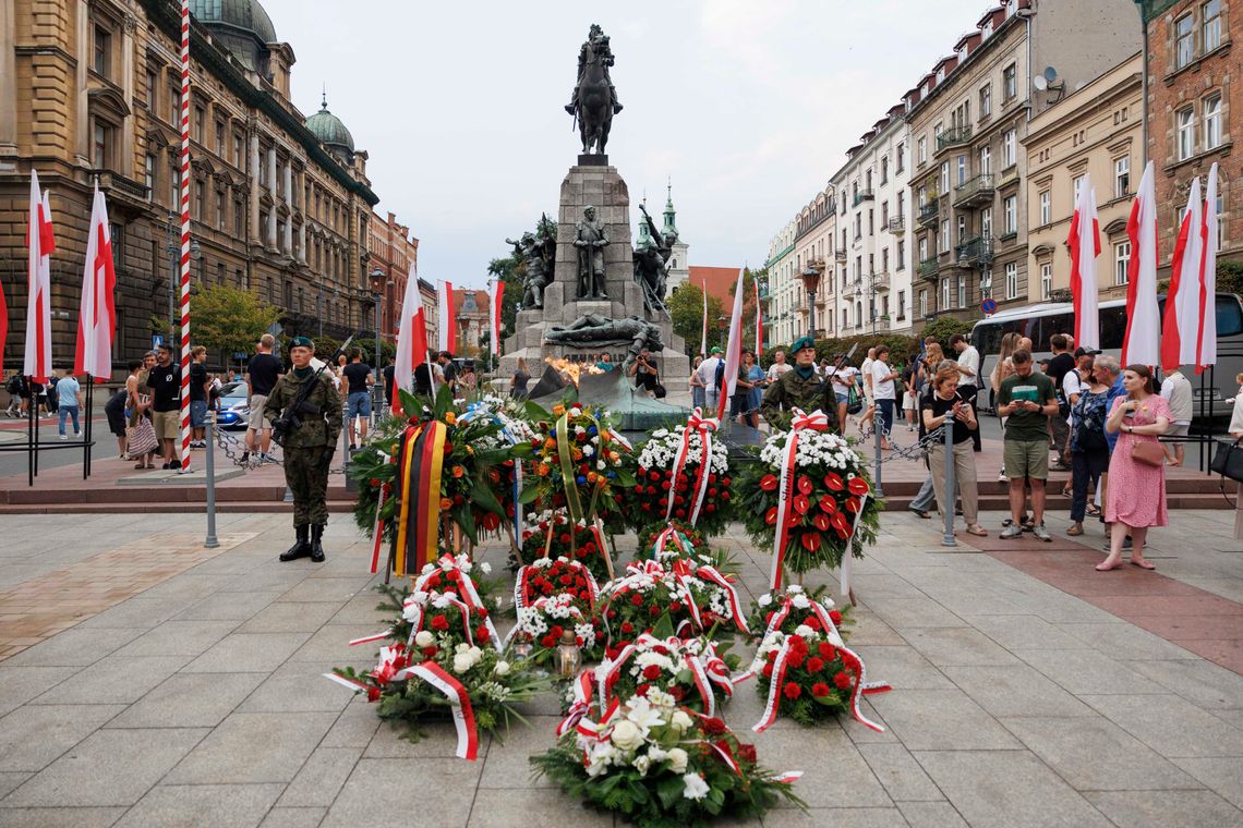 Zwyciężyła Ojczyzna. 82. rocznica wybuchu Powstania Warszawskiego w Krakowie Zwyciężyła Ojczyzna. 82. rocznica wybuchu Powstania Warszawskiego w Krakowie