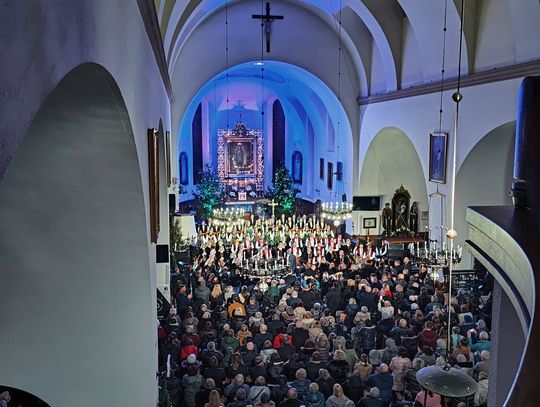 Wyjątkowy koncert „Mazowsza” w Niegowici [ZDJĘCIA]