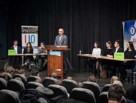 1 LO vs ZS nr 1 – Debata oksfordzka z okazji Narodowego Święta Pamięci Żołnierzy Wyklętych